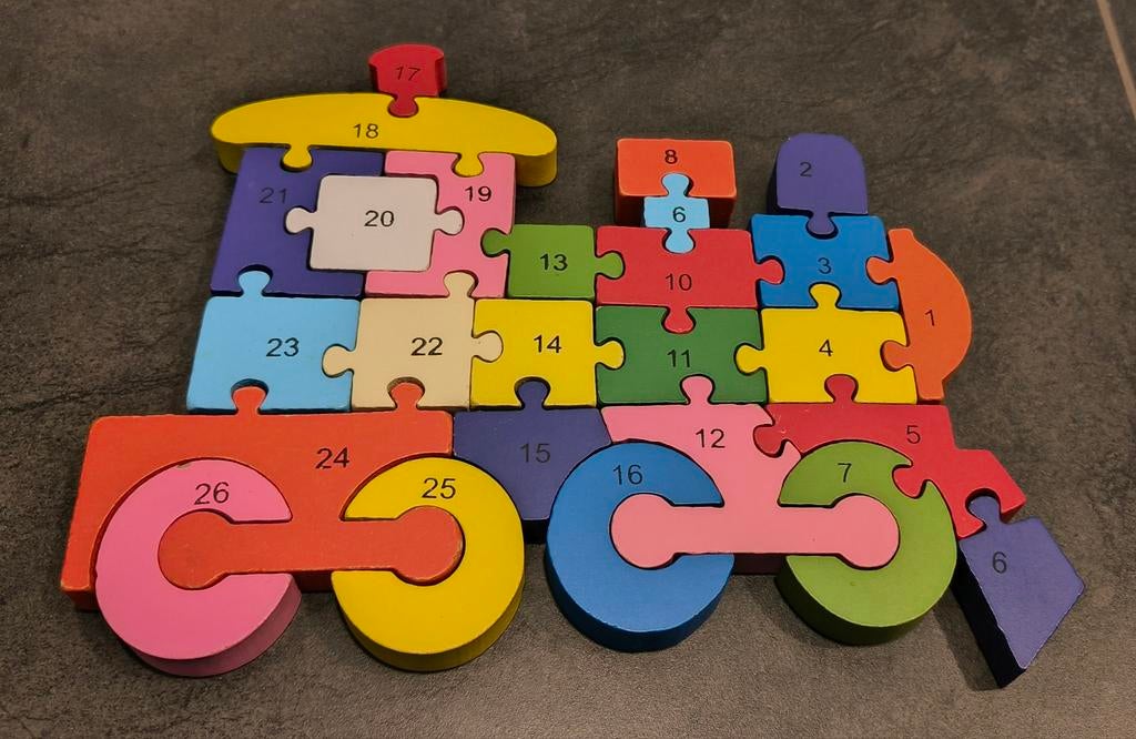 Houten puzzel trein met letters en cijfers, Enlèvement, Comme neuf