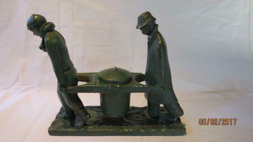 Stenen  beeld - 2 dragers - 1947, Antiek en Kunst, Ophalen of Verzenden