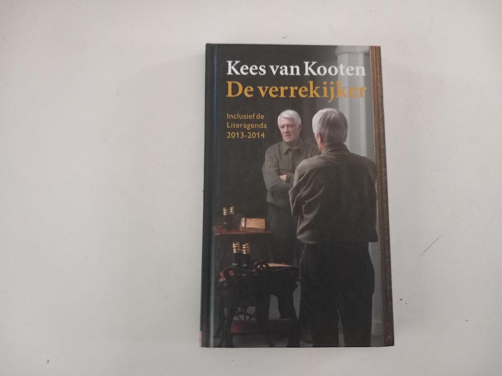 Boek Roman brieven Kees van Kooten De verrekijker, Ophalen of Verzenden, Zo goed als nieuw, Kees van Kooten, Nederland