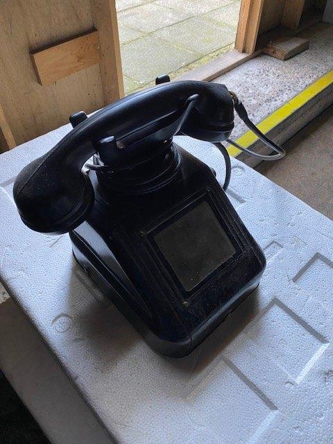 Veld telefoon met zwengel in bakeliet, Enlèvement ou Envoi