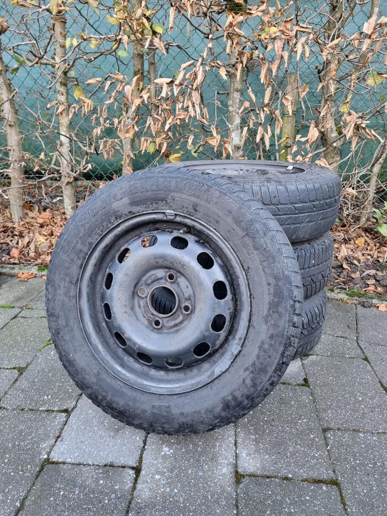 Winterbanden plus velg, Ophalen, 14 inch, Gebruikt, Velg(en)