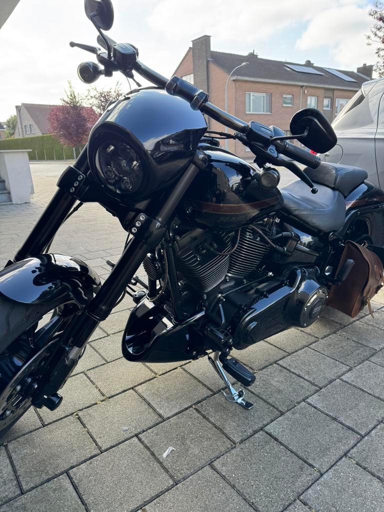 Harley Davidson pro street CVO breakout, Plus de 35 kW, Particulier, Amortisseurs réglables électroniquement