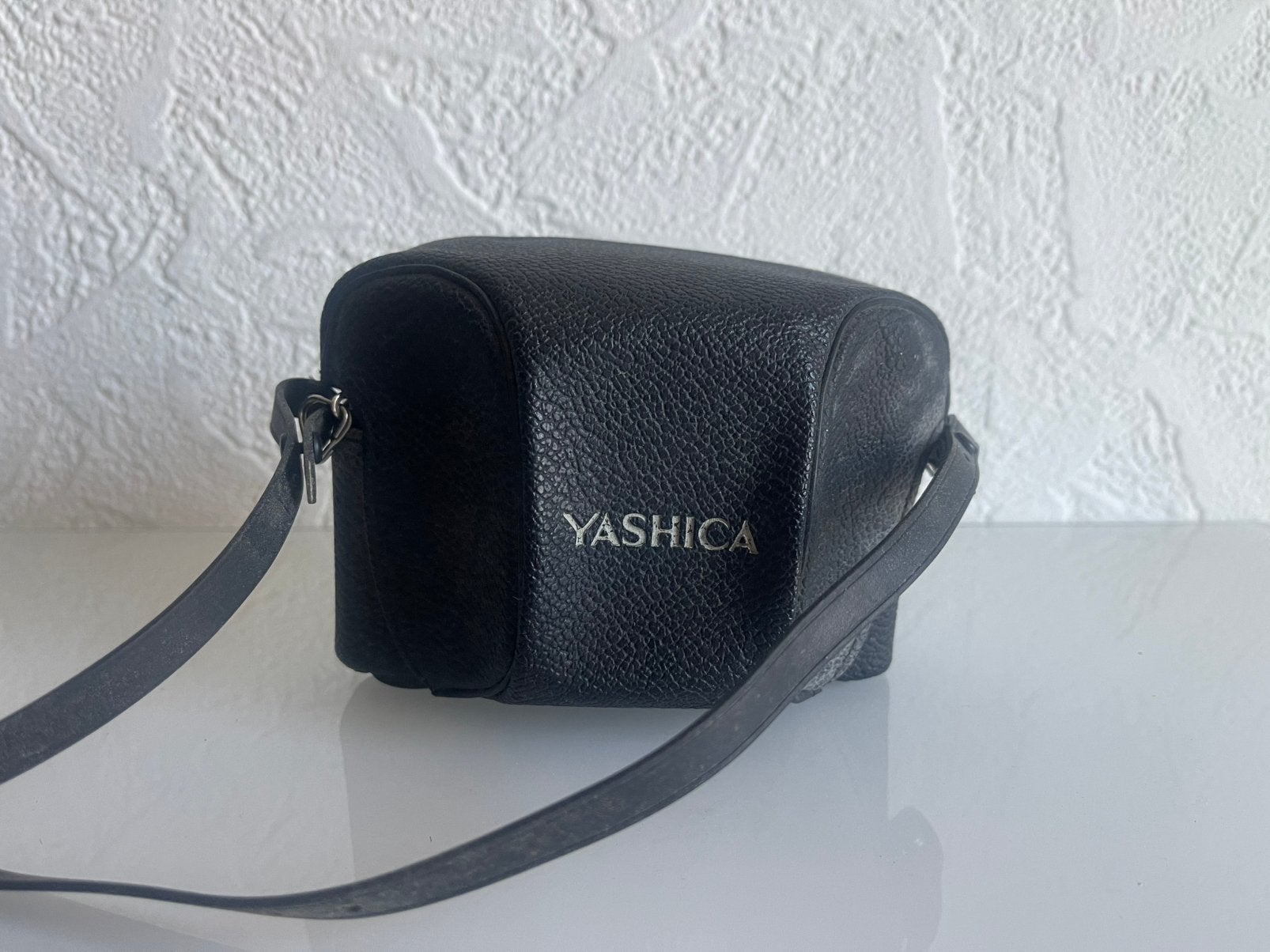 Yashica MF-2, Enlèvement, Comme neuf