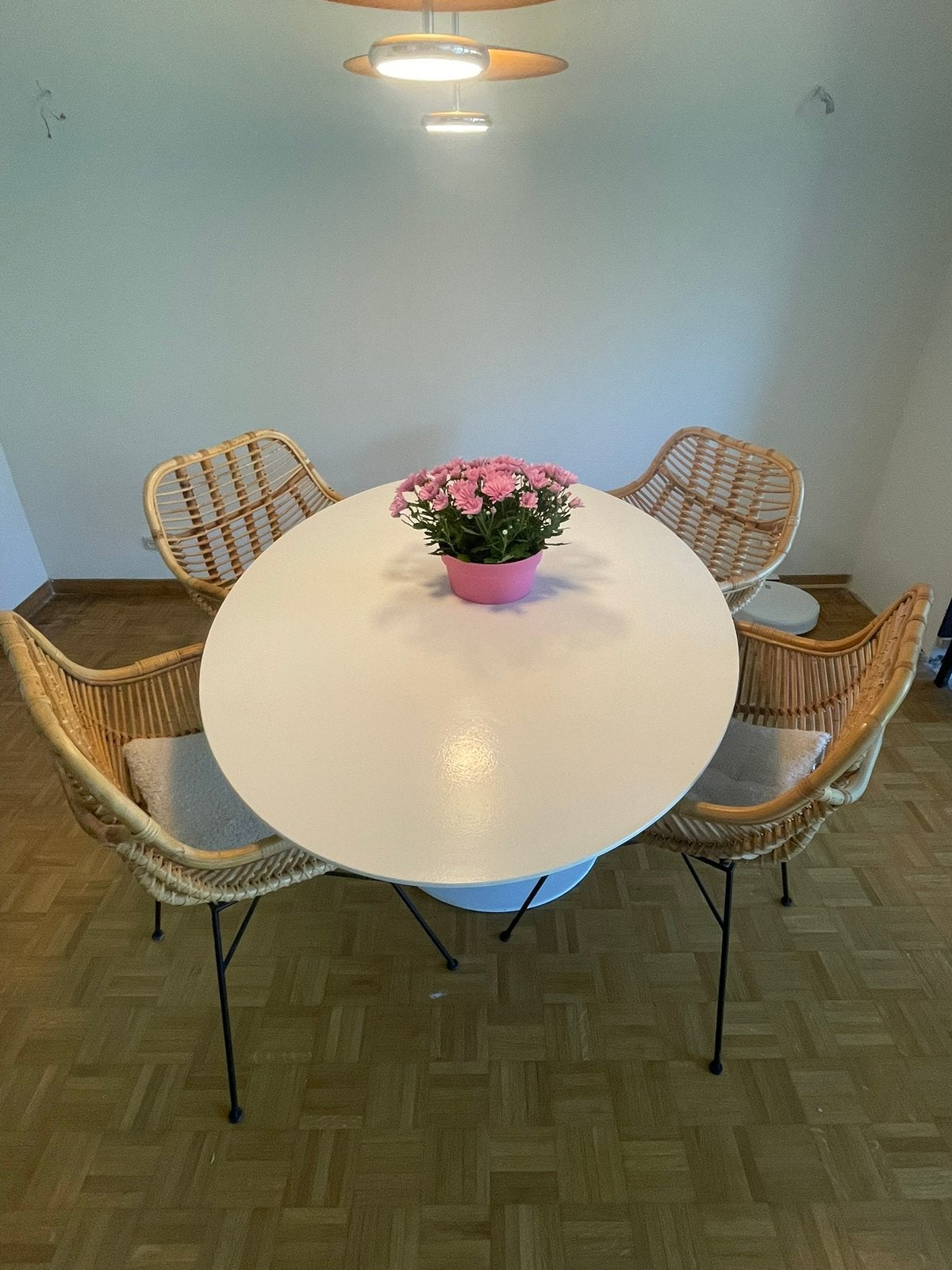 Ovale eettafel, Gebruikt, 100 tot 150 cm, Vijf personen of meer, 150 tot 200 cm