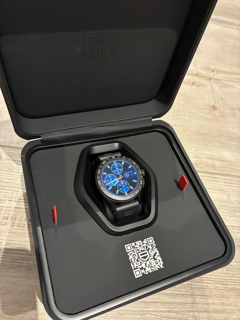 TAG HEUER CONNECTED CALIBRE E4 42 mm, Titanium, Enlèvement, Comme neuf, Cuir, TAG Heuer