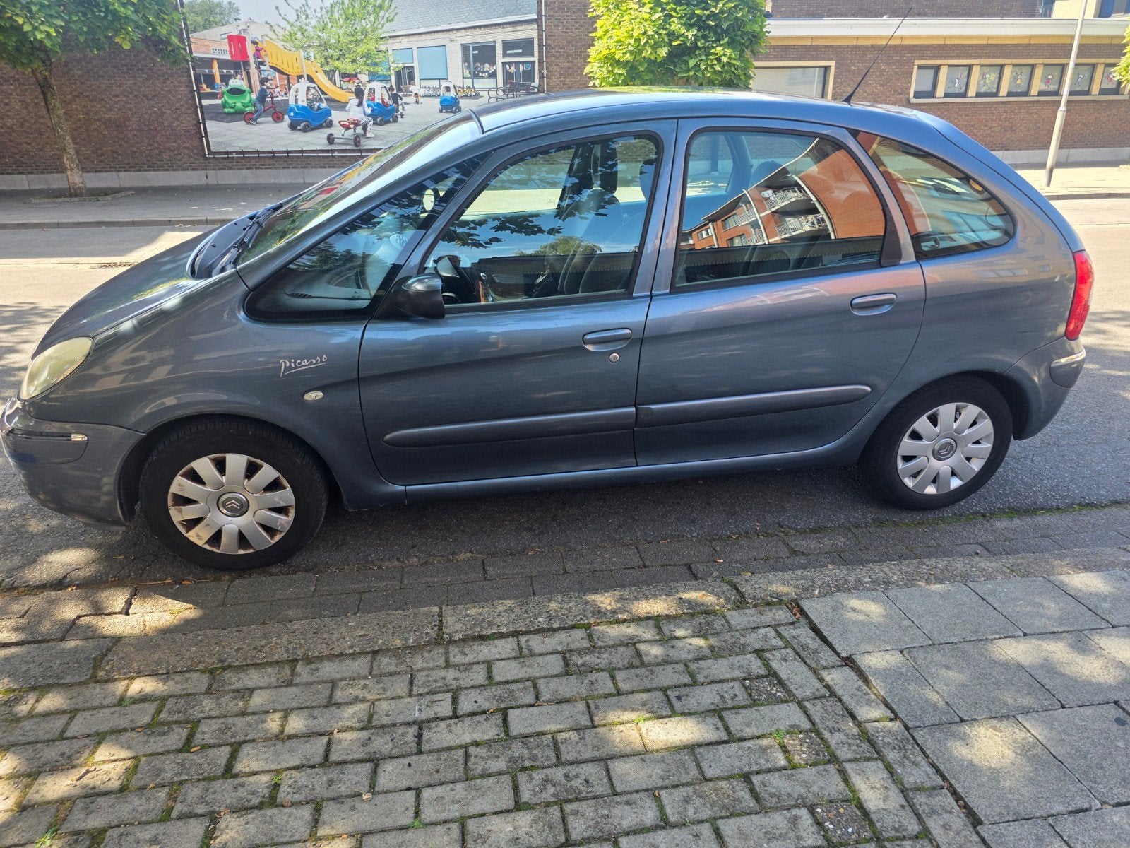 Citroën xsara picasso 1.6 benzine bouwjaar 2007 km 220.000, Auto's, Citroën, Parkeersensor, Xsara, Bedrijf, Handgeschakeld