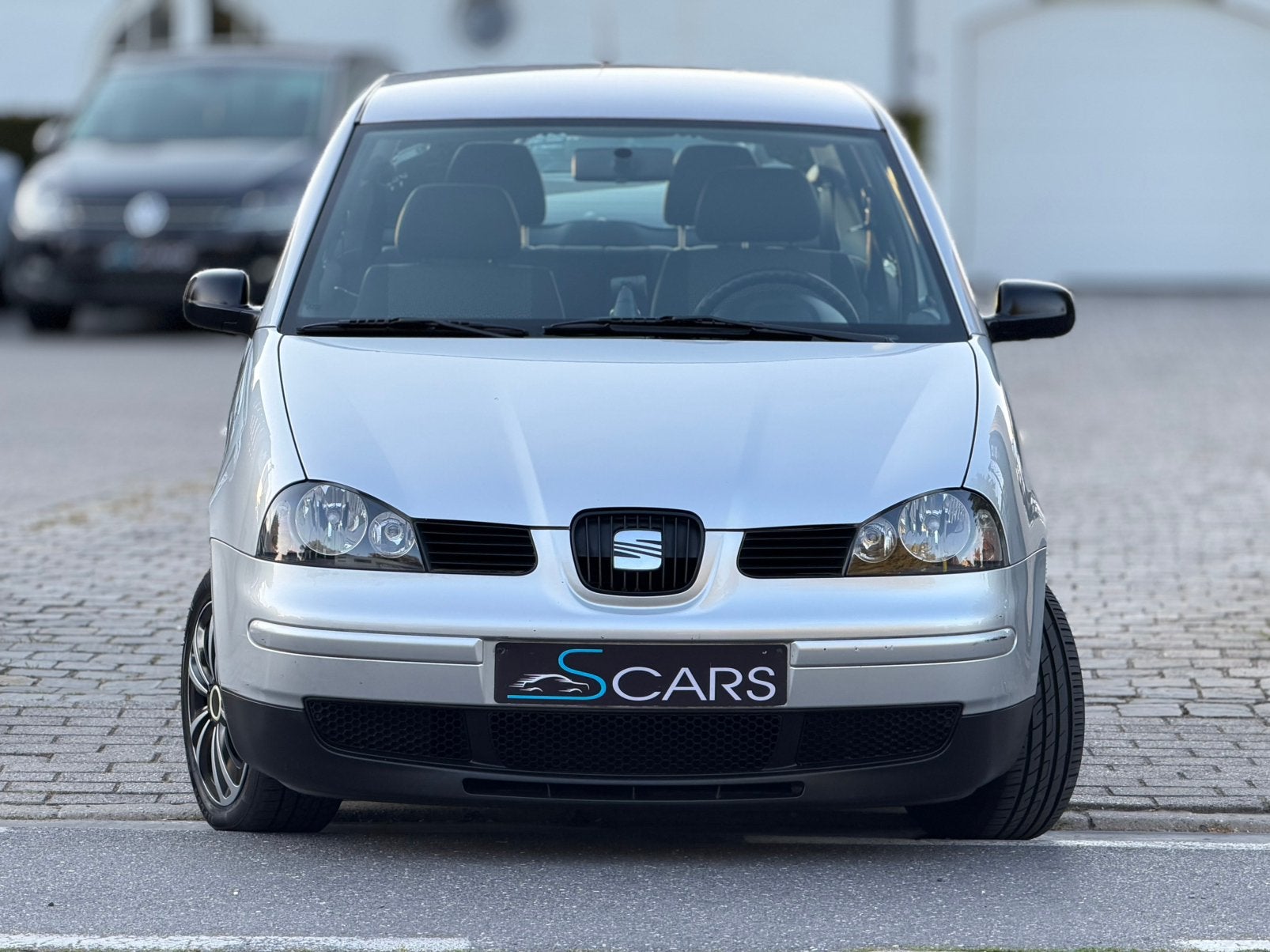 Seat Arosa 1.4i ** Automaat ** 085.000 km ** Garantie **, Autos, Argent ou Gris, Achat, Entretenue par le concessionnaire, Electronic Stability Program (ESP)
