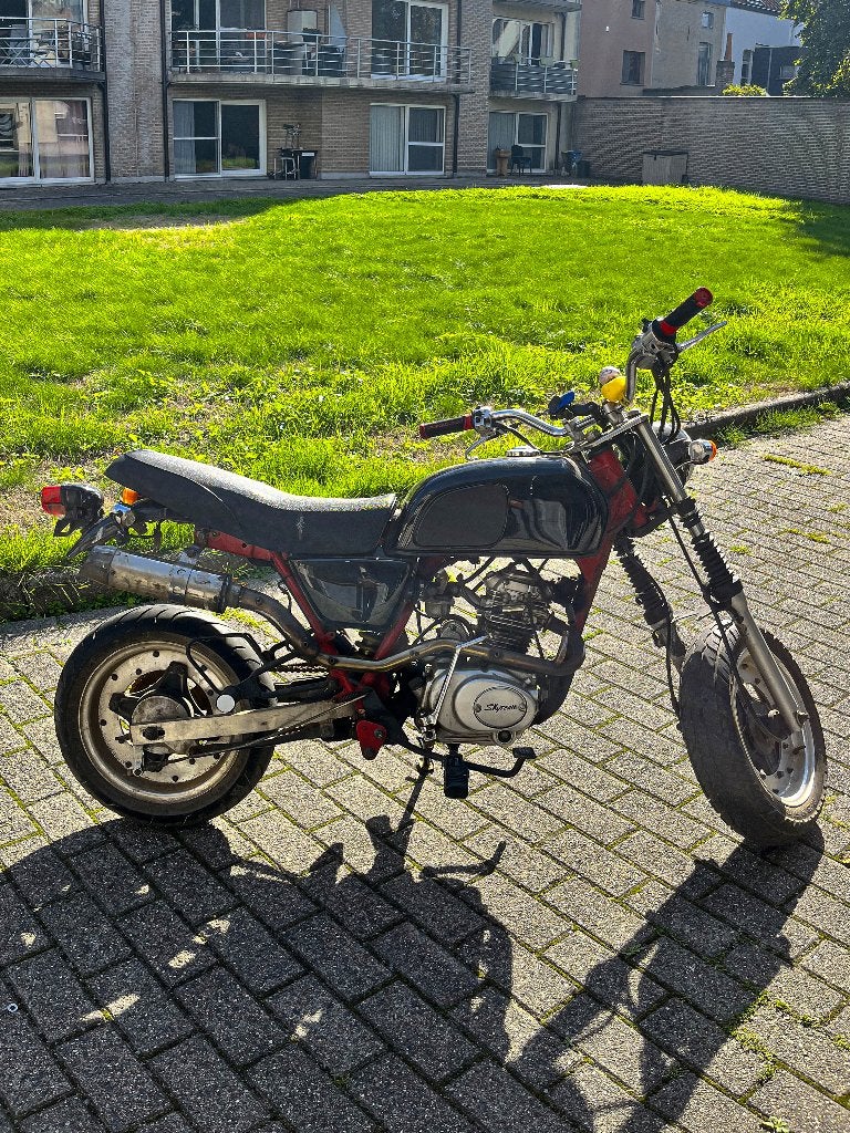 Skyteam Cobra 50cc Rijdt - Opknapper/Schakelbrommer Papieren, Vélos & Vélomoteurs, Autres modèles, 5 vitesses, Classe B (45 km/h)