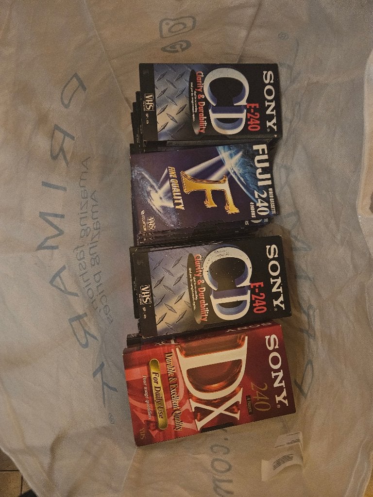 33 cassettes VHS, Ophalen, Zo goed als nieuw, VHS