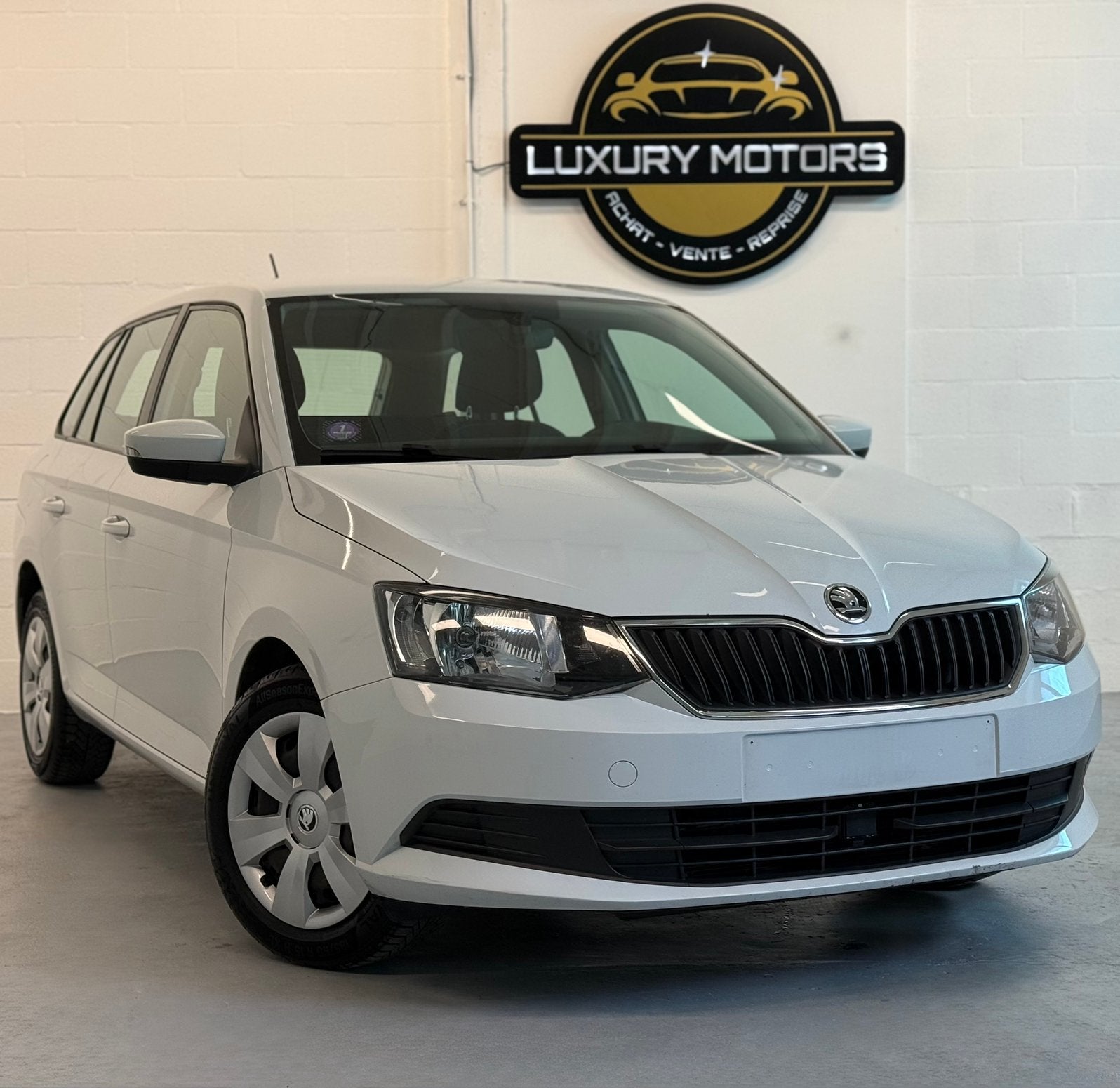 SKODA FABIA 2016 1.2 ESSENCE EURO 6B CT OK 1ER PROPRIÉTAIRE, Autos, Achat, Euro 6, Entreprise, Boîte manuelle
