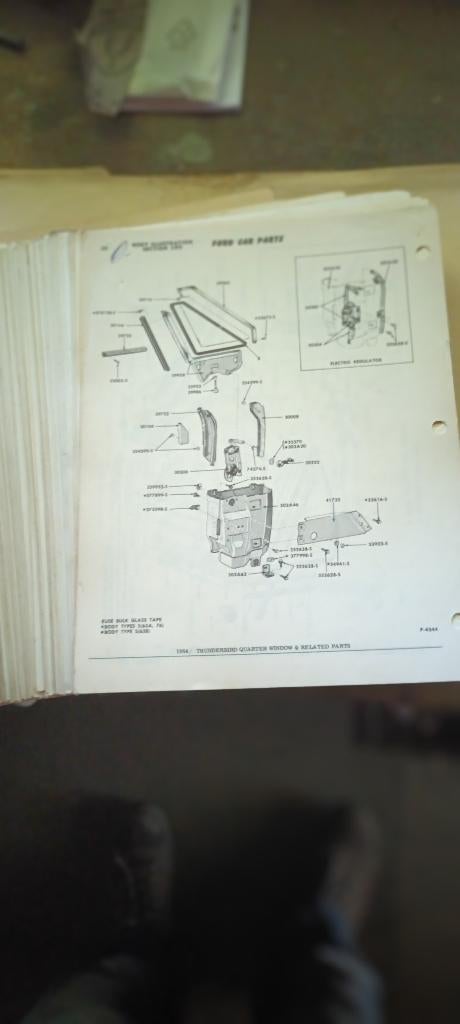 FORD CAR PARTS, Boeken, Ford, Ford dealers, Ophalen, Gelezen