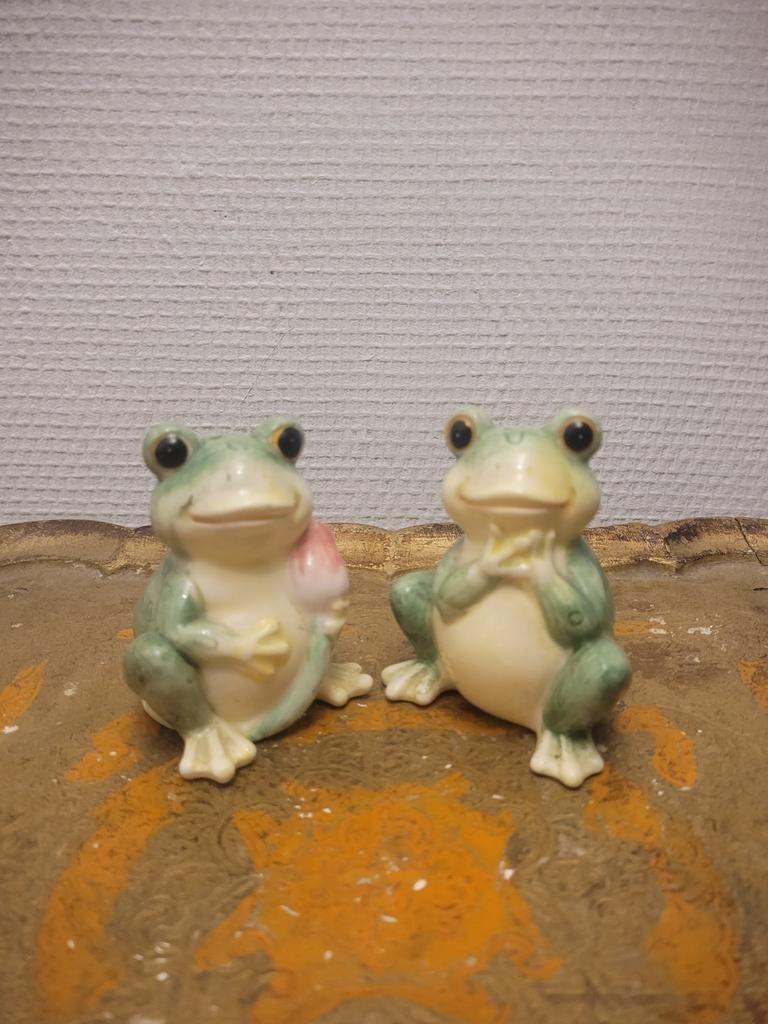 Set sel et poivre grenouilles kitsch en ceramique, Enlèvement ou Envoi, Comme neuf, Autres, Autres types