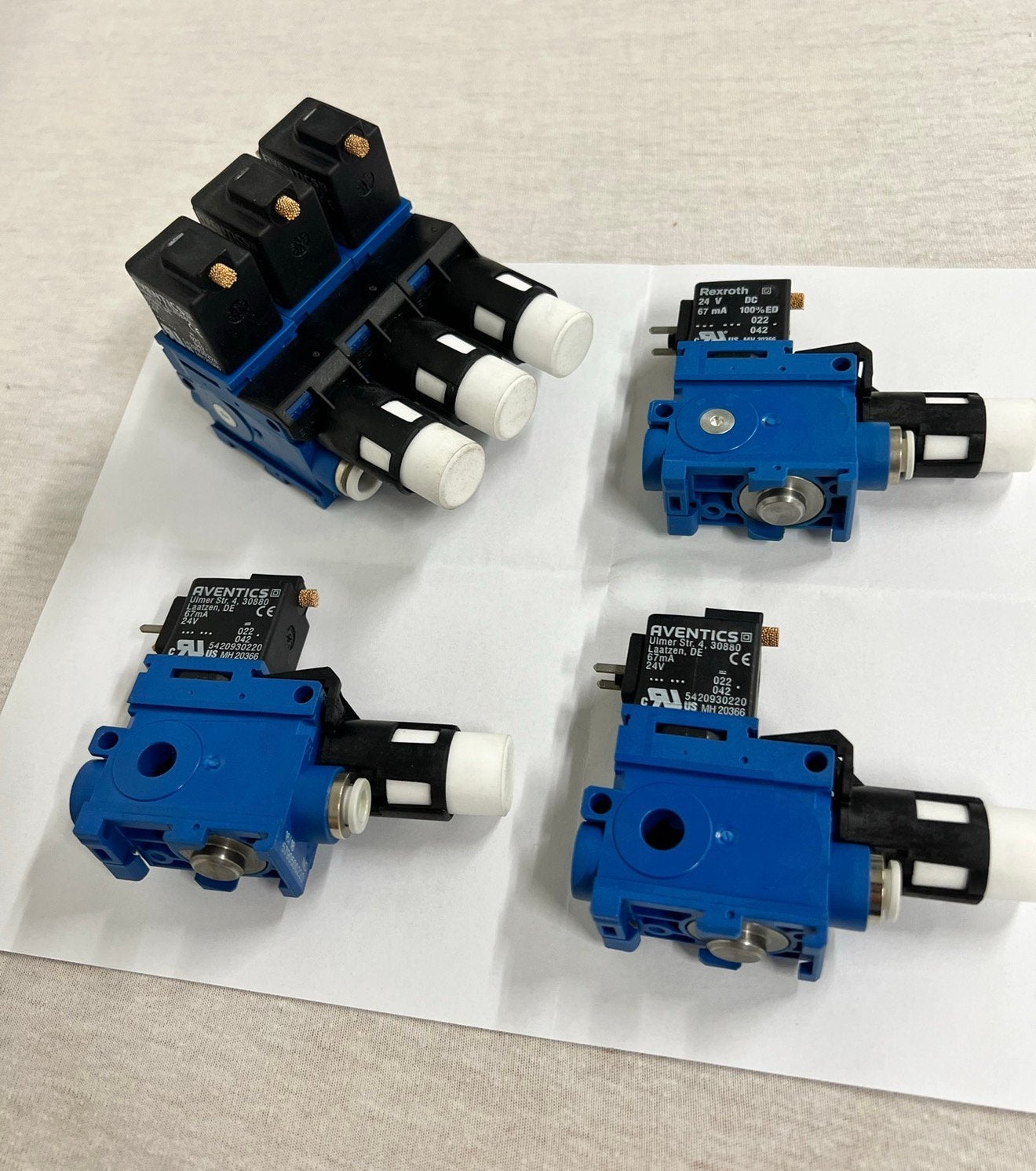 6x Pneumatische magneetklep magneet ventiel Aventics-Rexroth, Hobby en Vrije tijd, Elektronica-componenten, Ophalen of Verzenden