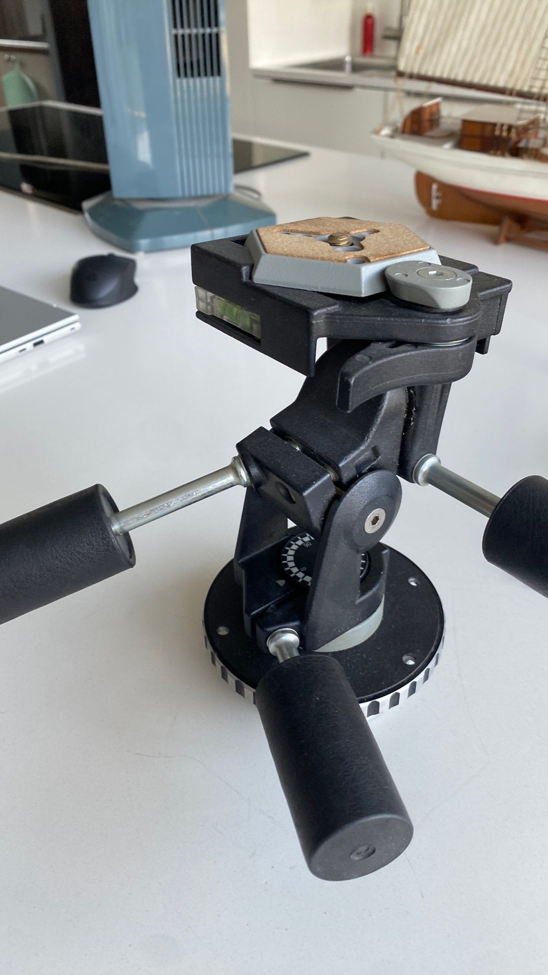 Manfrotto 029 MK2 drieweg standaard, Ophalen of Verzenden, Gebruikt, Met waterpas, Manfrotto