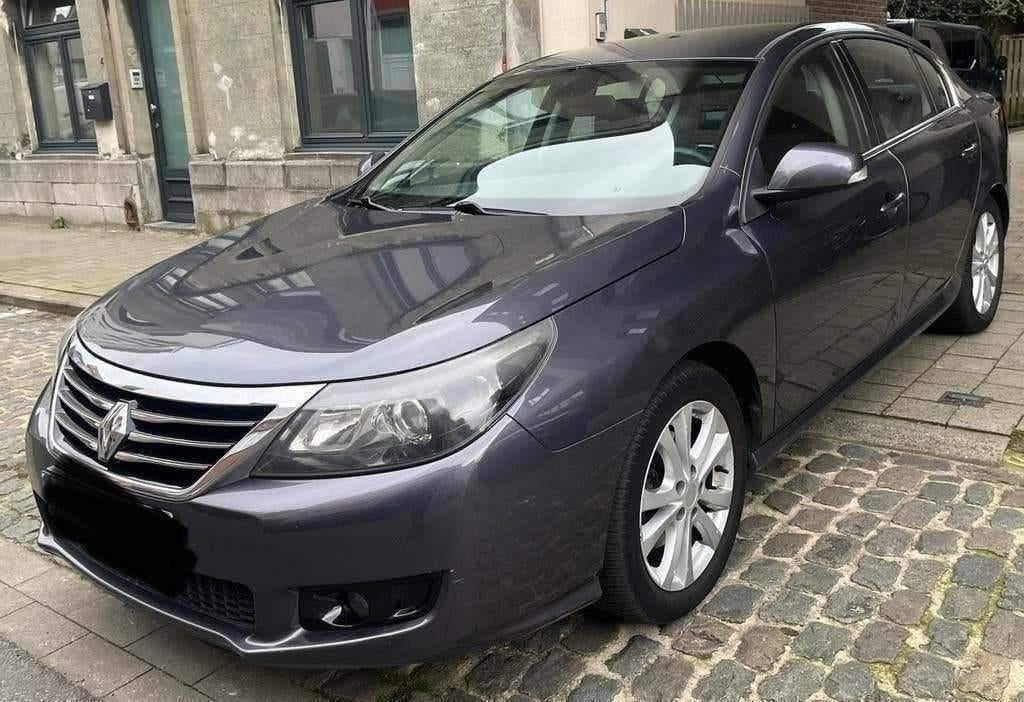 RENAULT LATITUDE / 2.0 DIESEL  / EURO 5, Auto's, Voorwielaandrijving, Euro 5, Zwart, 4 cilinders