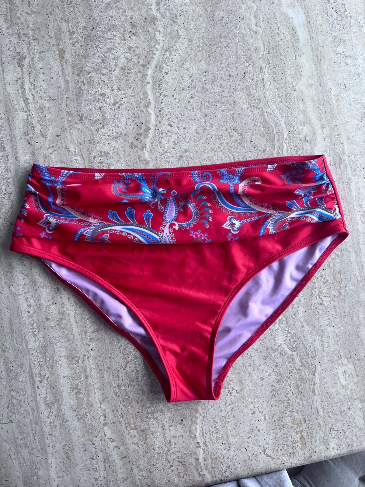 Maillot de bain, Kleding | Dames, Badmode en Zwemkleding, Ophalen of Verzenden, Zo goed als nieuw, Rood, Badpak