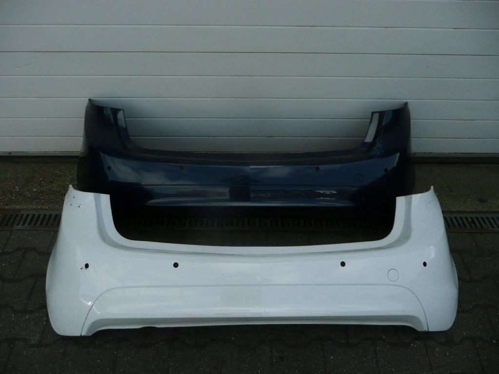 Opel Meriva B Bumper Achterbumper PDC Gaten 13267966, Gebruikt, -, -, Opel