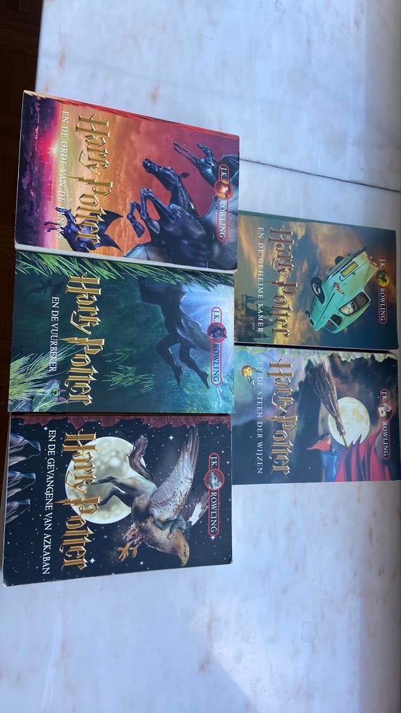 Lot Harry Potter 5 boeken, Verzamelen, Harry Potter, Ophalen of Verzenden, Zo goed als nieuw