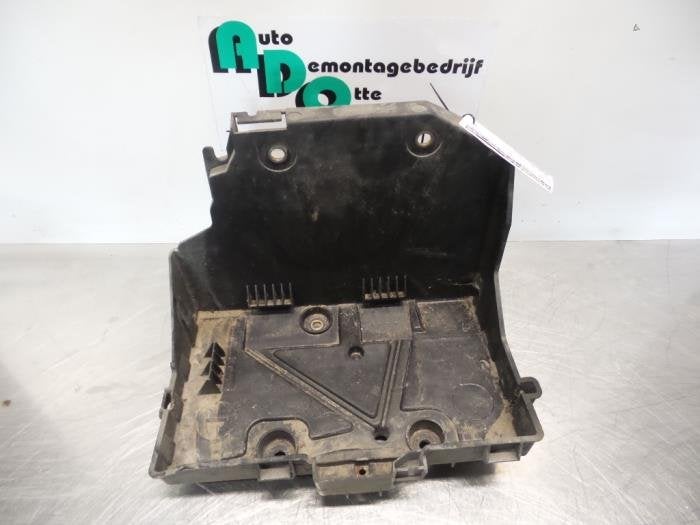 Boîtier de batterie d'un Renault Kangoo (Kangoo 2 08-), Renault, -, 3 mois de garantie, Utilisé
