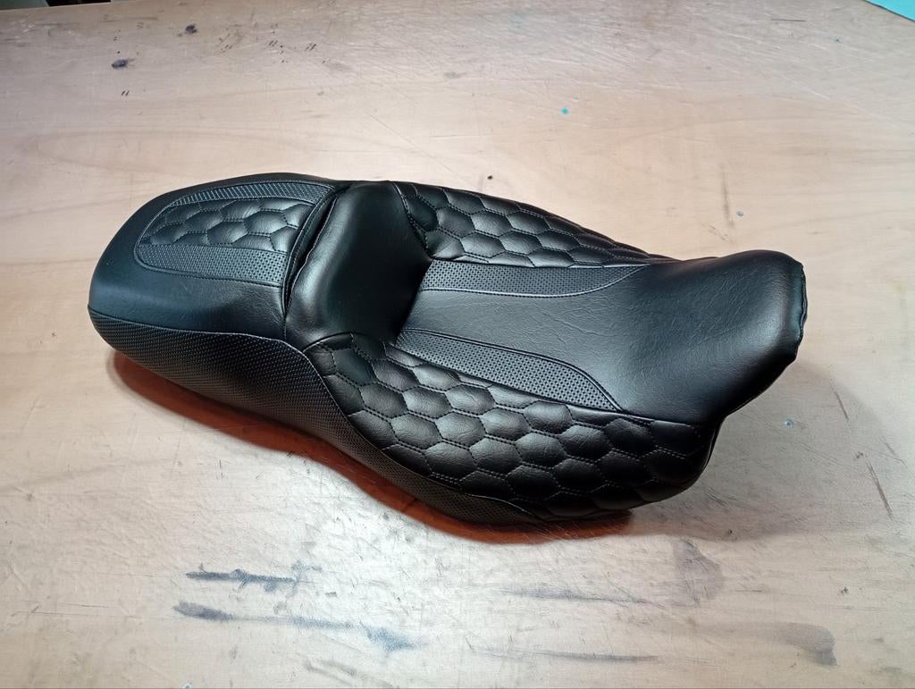 Custom Road/street Glide zadel zwart, Motoren, Onderdelen | Harley-Davidson, Ophalen
