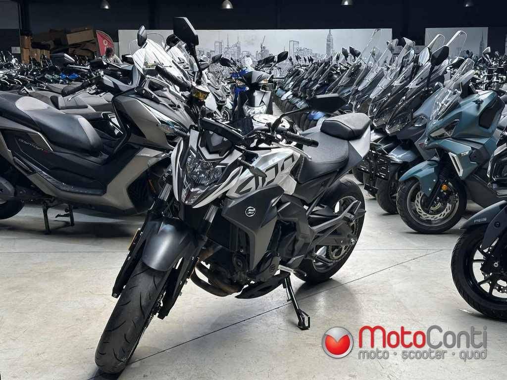 CF Moto NK 400 2020 [3859km], Motoren, Motoren | CFMOTO, 400 cc, 2 cilinders, Occasion, Bedrijf