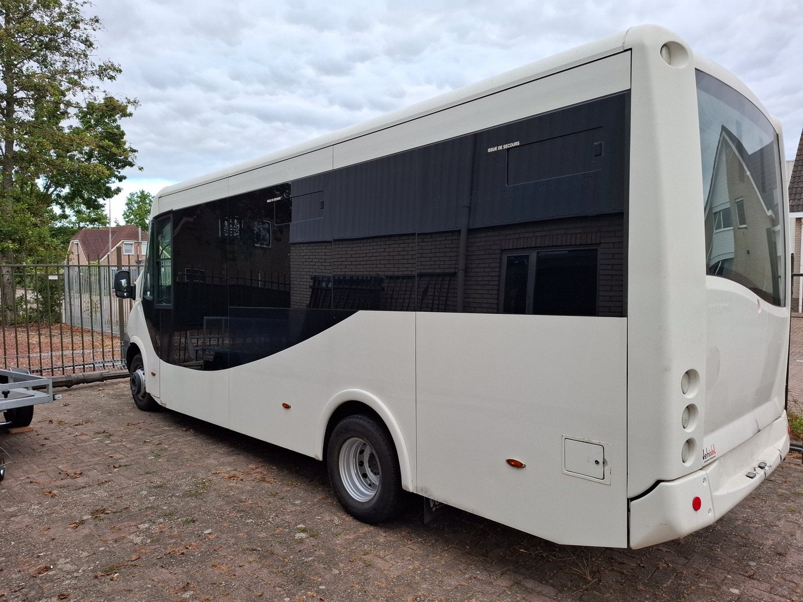 Iveco Irisbus 65C14, Auto's, Vrachtwagens, Particulier, Aangepast voor mindervaliden, ABS, Airconditioning, Elektrische buitenspiegels