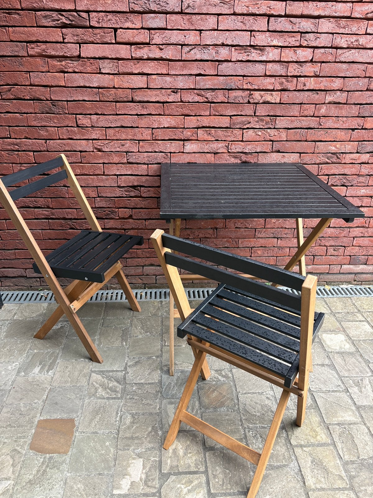Bistro tafeltje en twee stoelen, Tuin en Terras, Ophalen, Zo goed als nieuw