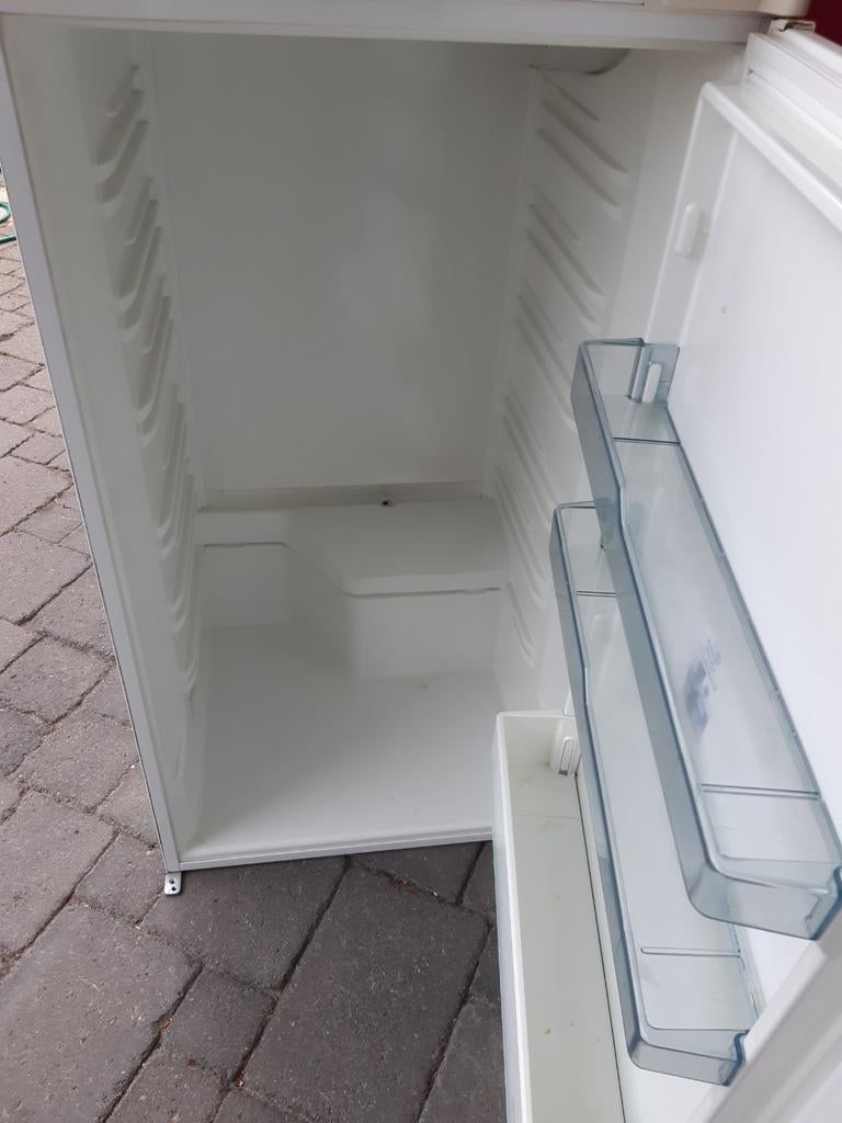 Inbouw koelkast lengte 102 cm,breedte 54 cm,diepte  52 cm, Ophalen