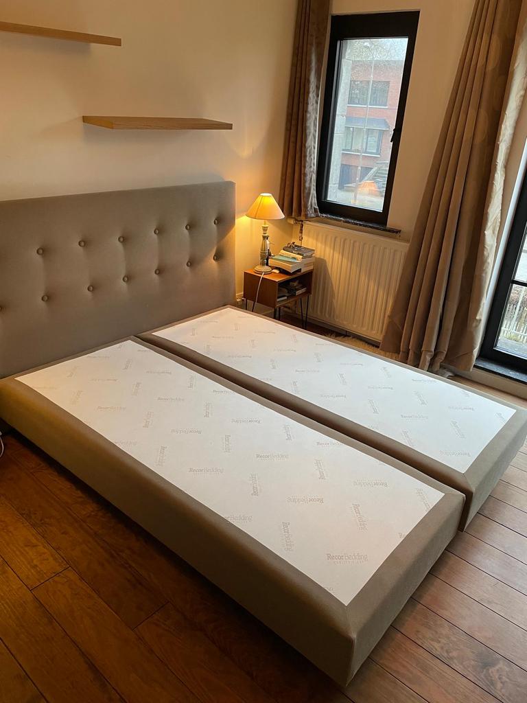 Boxspring met hoofdeinde 160x200cm, Enlèvement, Utilisé, Deux personnes, Rustiek