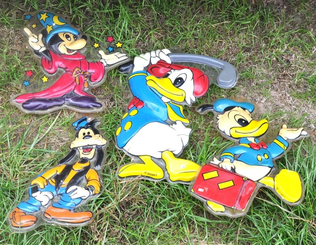 4 deco disney murale plastique moulé 60/80, Collections, Enlèvement ou Envoi, Autres personnages, Utilisé, Autres types