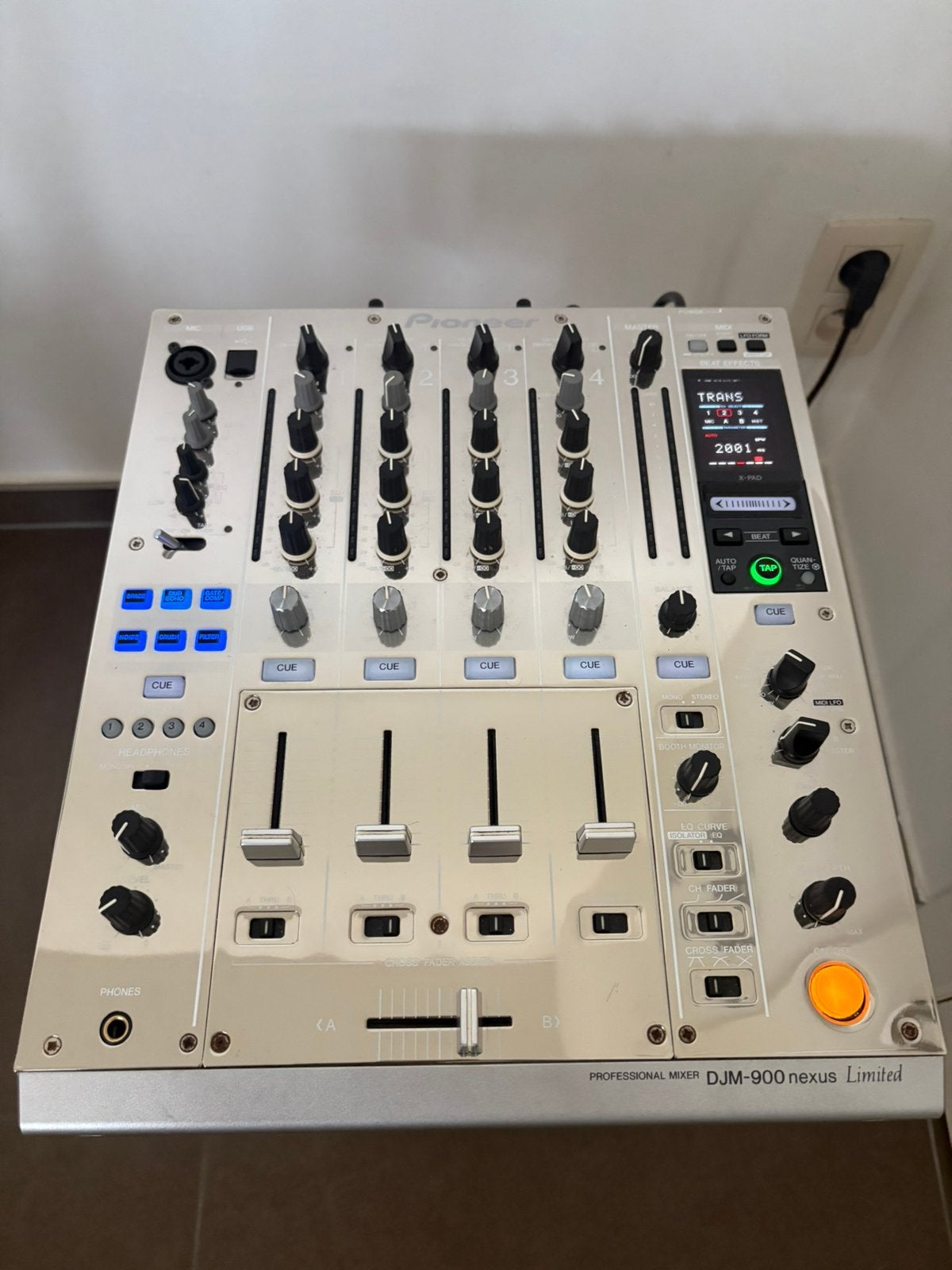 Pioneer djm 900 nexus ( special edition ), Ophalen, Gebruikt