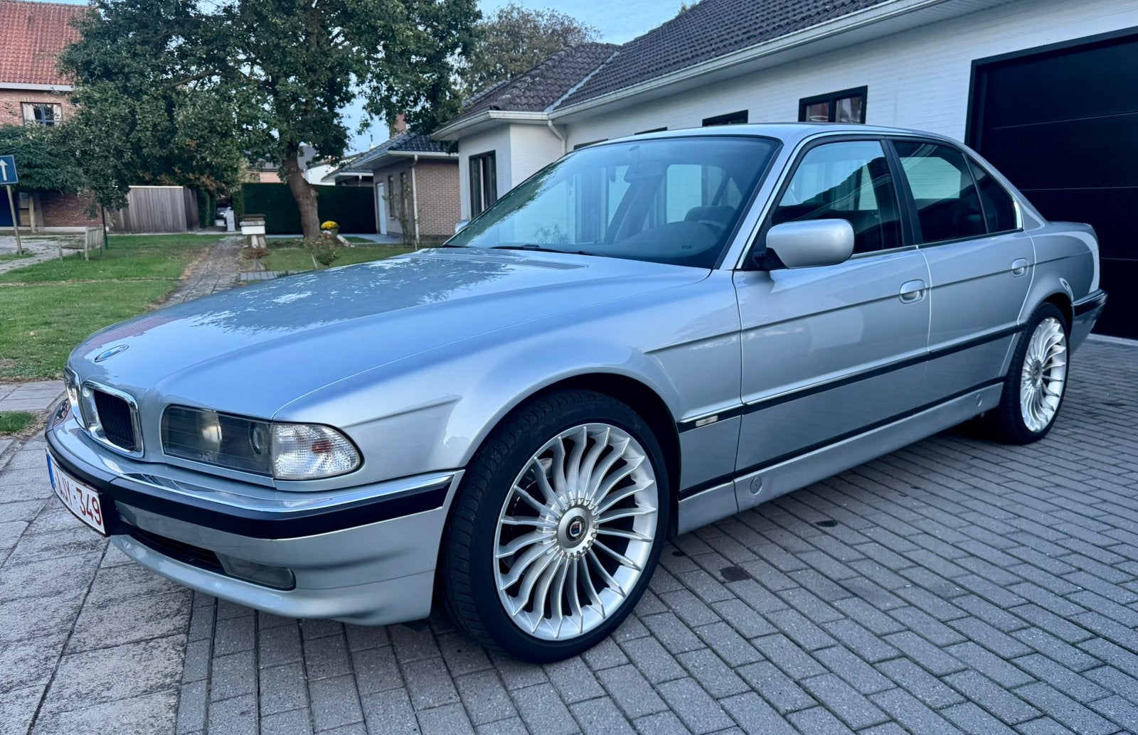BMW E38 oldtimer, foto 2