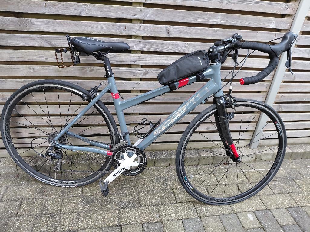 Racefiets dames, Fietsen en Brommers, Velgrem, Zo goed als nieuw, Meer dan 20 versnellingen, Ophalen