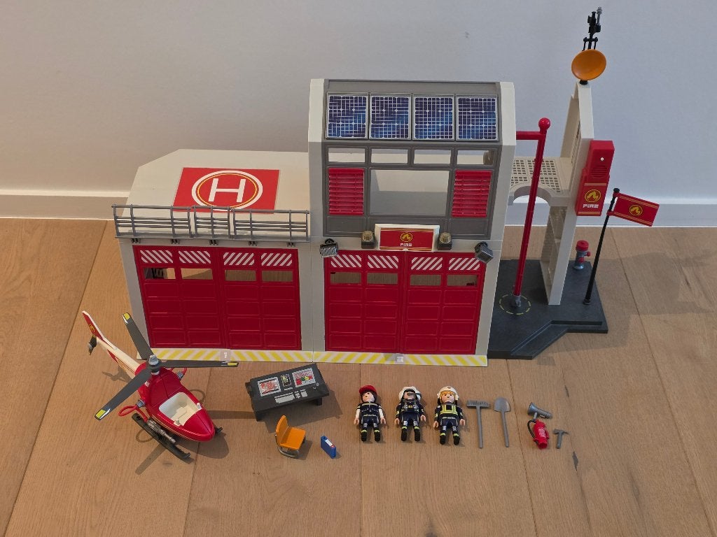 Playmobil - Grote Brandweerkazerne met Helikopter (9462), Ophalen, Gebruikt, Gebouw, Losse onderdelen