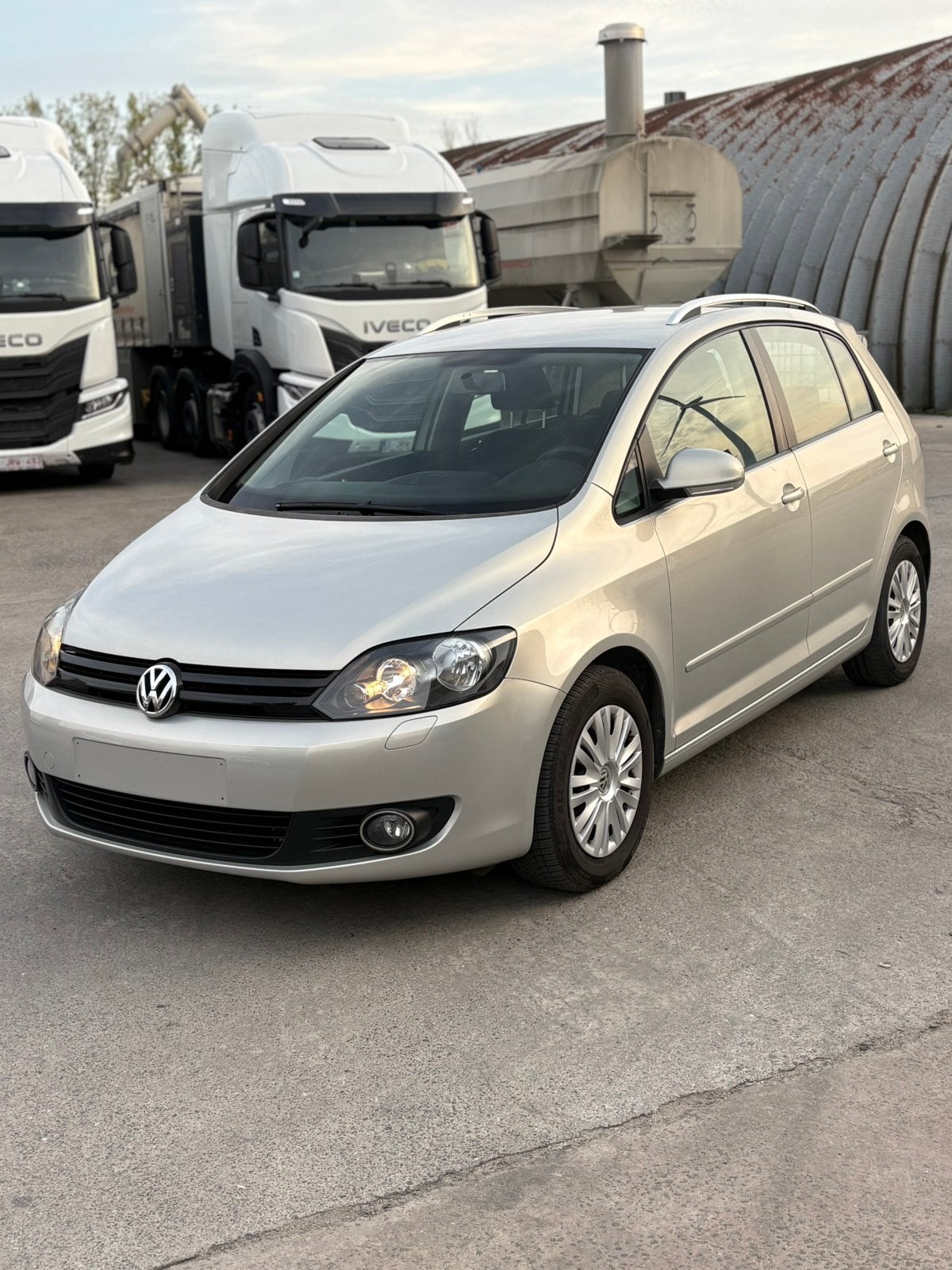VOLKSWAGEN GOLF PLUS 1.4TSI ESSENCE, Auto's, Golf Plus, Euro 5, Zwart, 4 cilinders
