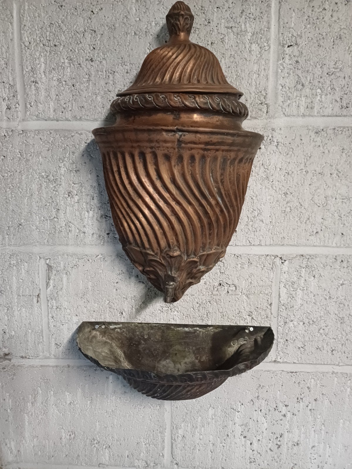 Antieke koperen lavabo met kraantje, Antiek en Kunst, Ophalen of Verzenden, Koper