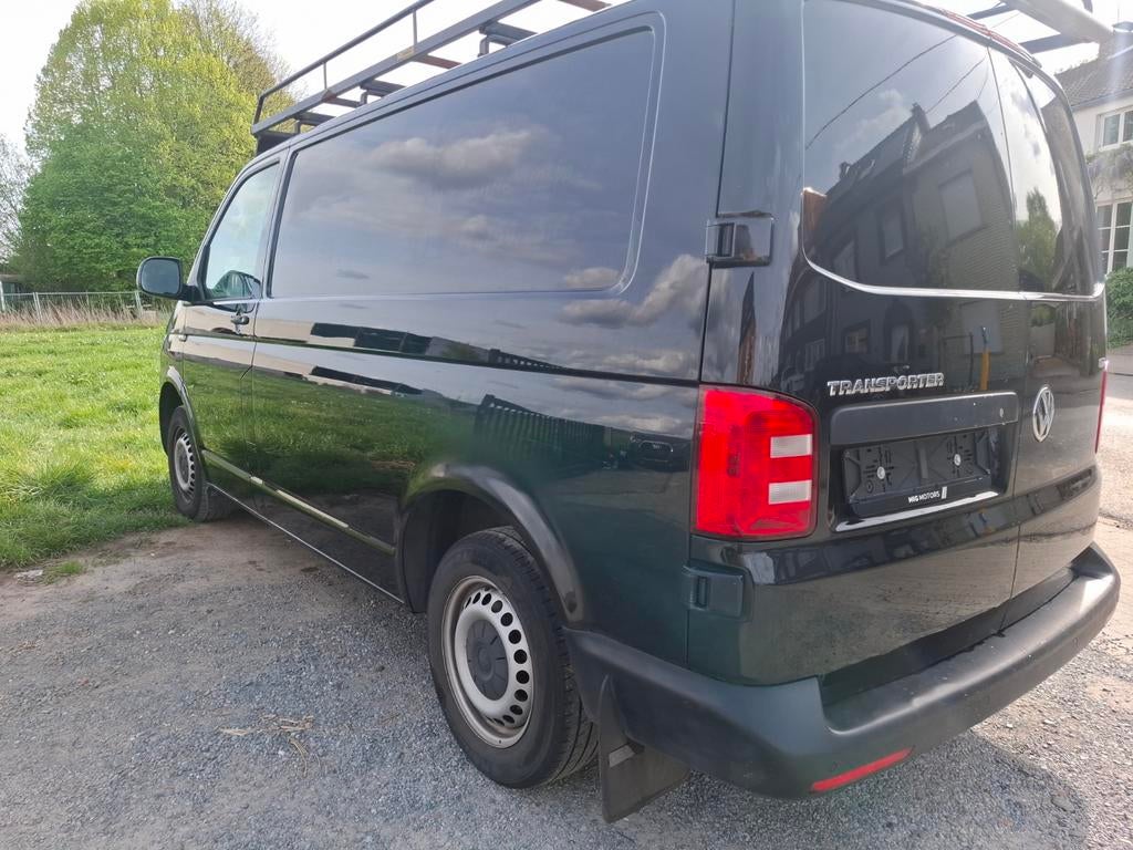 VW Transporter 2.0 TDI 150CV ZEER SCHOON, Auto's, 4 deurs, Monovolume, 4 cilinders, Zwart