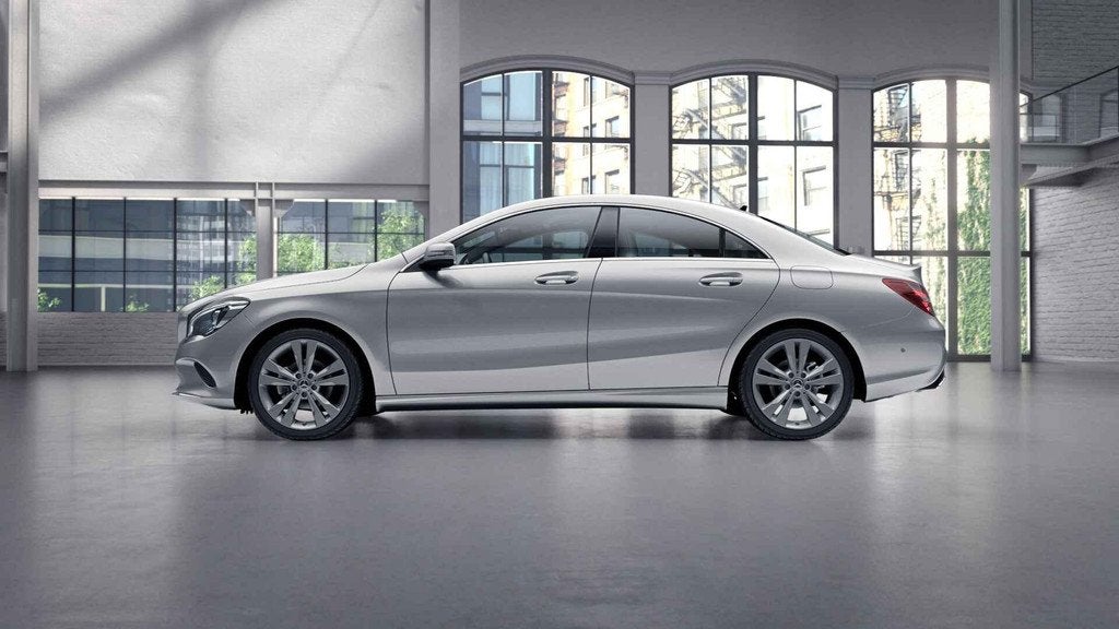 Mercedes-Benz CLA 180 | Verwarmde Zetels | Navigatie | Parke, Gebruikt, Euro 6, 4 cilinders, 1600 cc