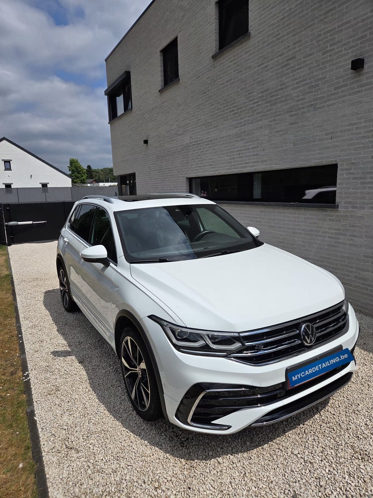 VW Tiguan 1.4 eHybrid R-Line! BTW aftrekbaar! Nieuwe banden!, Achat, Noir, Automatique, Particulier