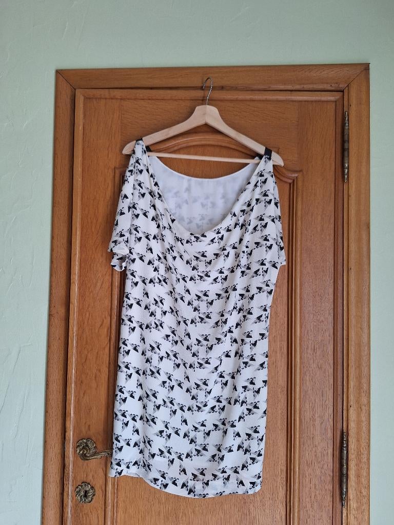 robe été blanche (motifs noirs) IKKS - taille 42, Vêtements | Femmes, Taille 42/44 (L), IKKS, Comme neuf, Enlèvement