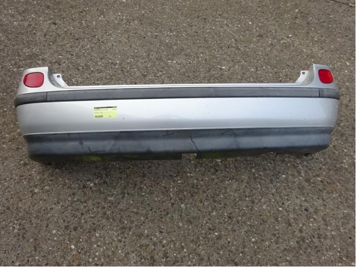 Achterbumper van een Nissan Almera Tino, Auto-onderdelen, Gebruikt, -, -, Ophalen of Verzenden