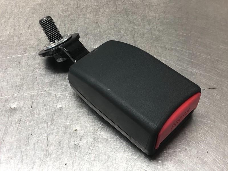 BOUCLE DE CEINTURE ARRIÈRE DROIT GT 86 (ZN) (|DDJ90275|), Utilisé, Toyota