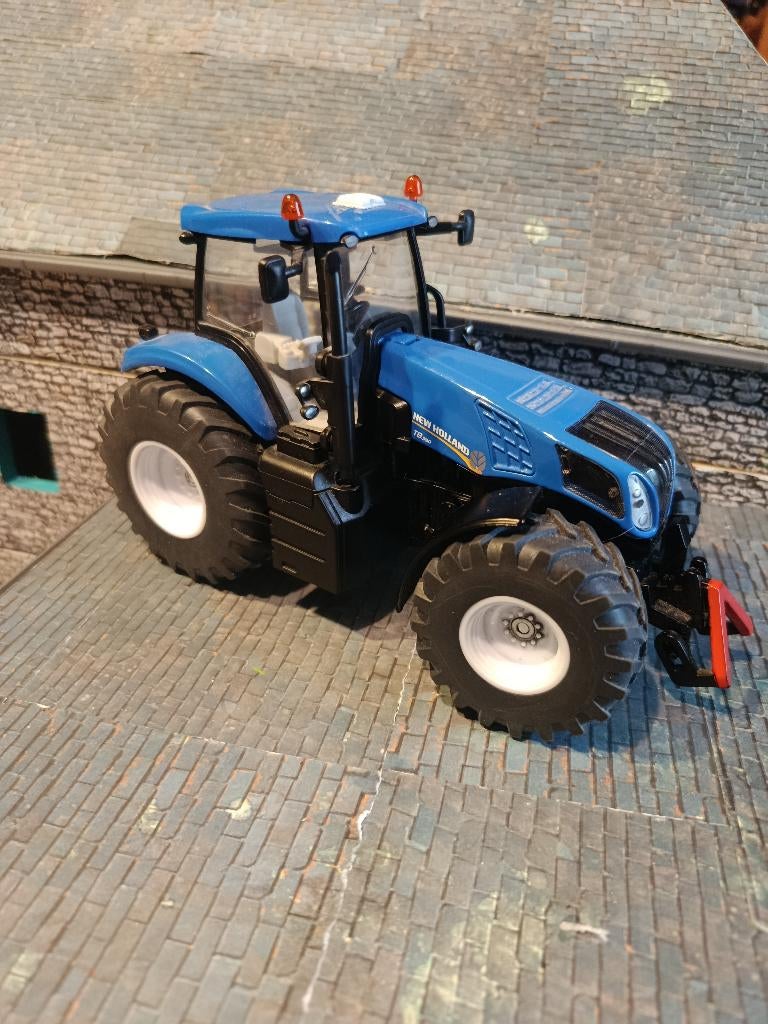 Tracteur New Holland T8.390 Siku, Enlèvement ou Envoi, Comme neuf, Tracteur et Agriculture, SIKU