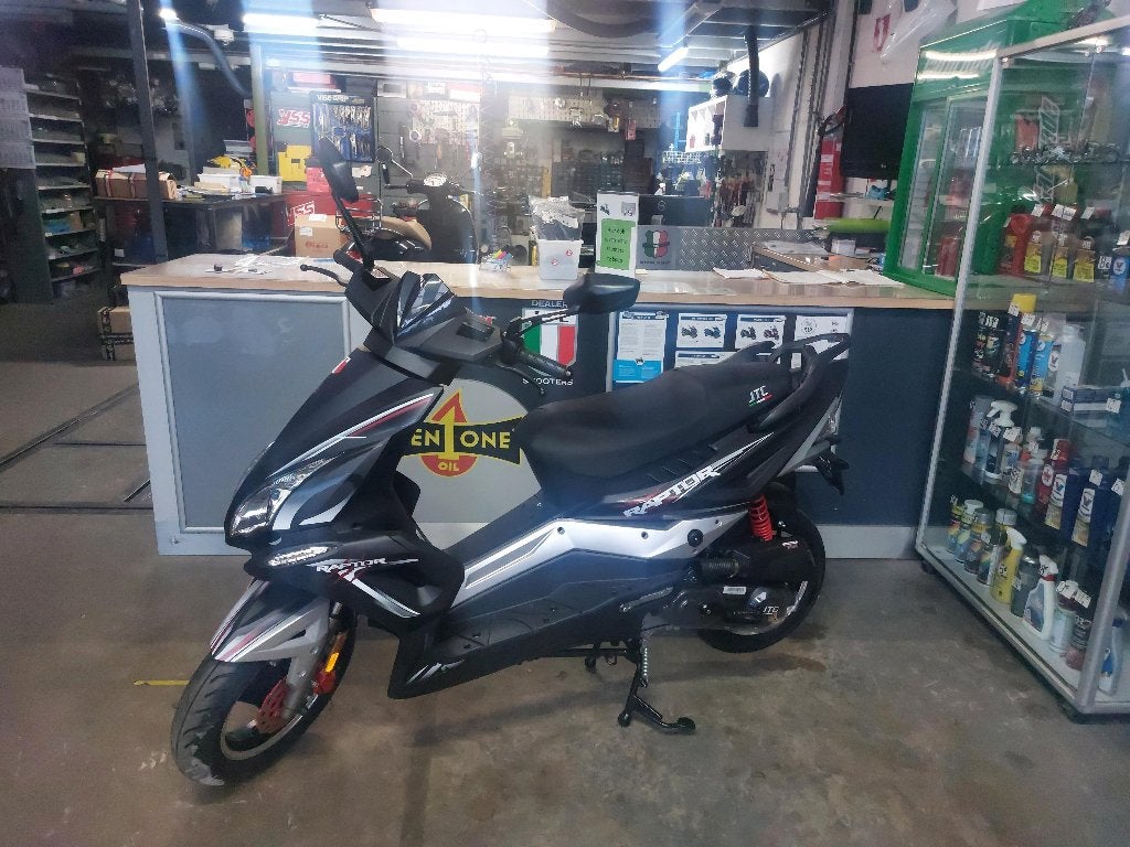 jtc raptor nieuwe scooter in A of B te verkrijgen 1899€, Ophalen, Jtc, Nieuw, Benzine