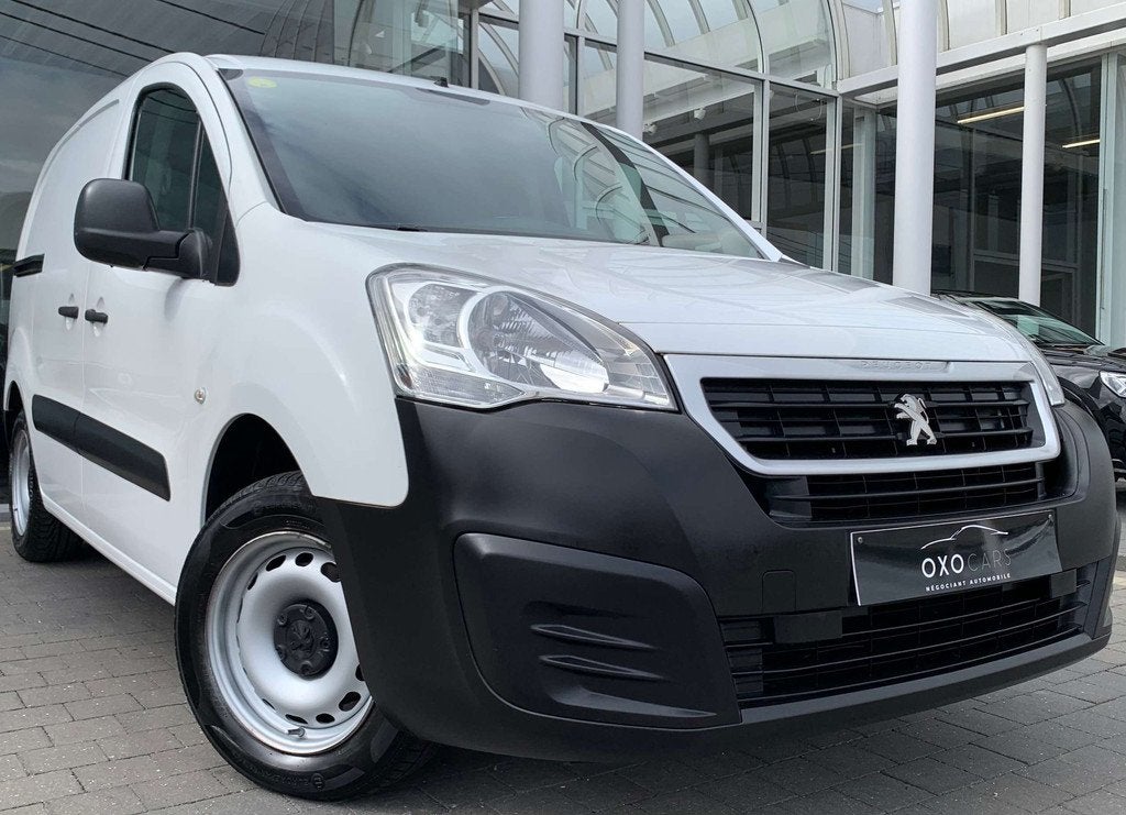 Peugeot Partner 1.6 HDI 100CV / UTILITAIRE / 3 PLACES / AIRC, Autos, Achat, Euro 6, Entreprise, Boîte manuelle