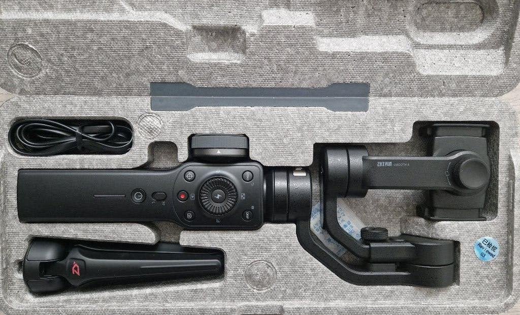 Gsm gimbal stabilizer Zhiyun Smooth4, Enlèvement, Comme neuf, Cardan, Zhiyun