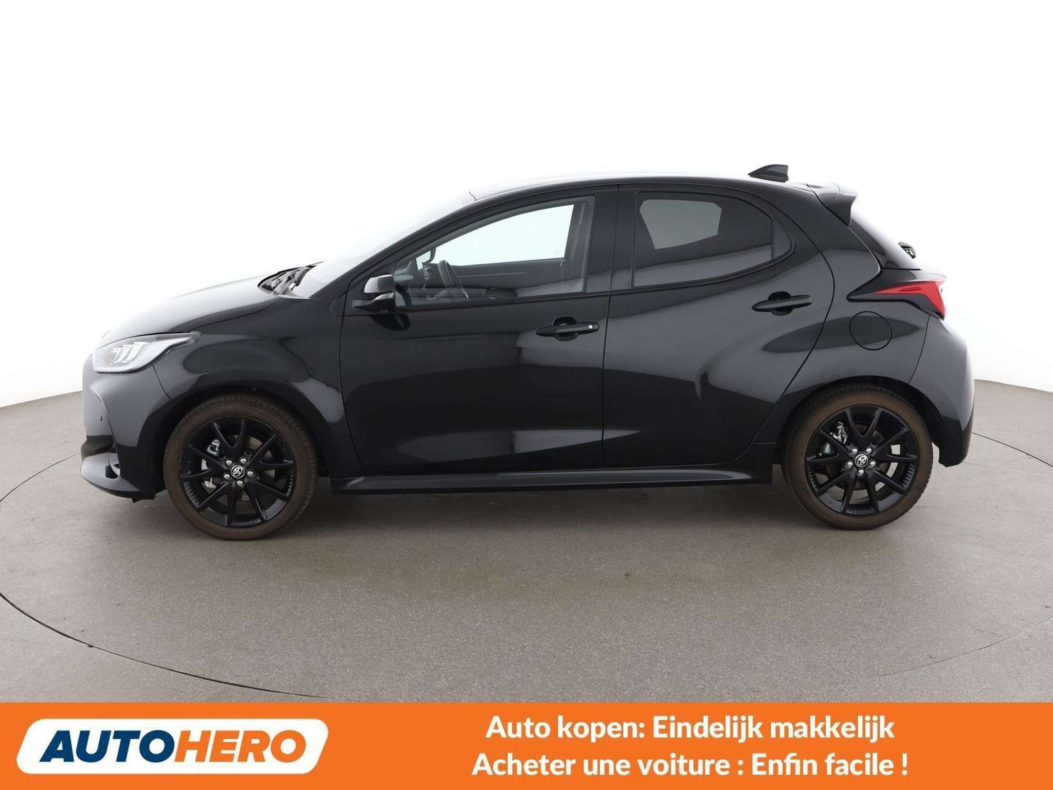 Toyota Yaris 1.5 Hybrid Active (bj 2023, automaat), Auto's, Toyota, https://public.car-pass.be/vhr/bd5104fd-d16b-4c79-8eba-c3b463c40813