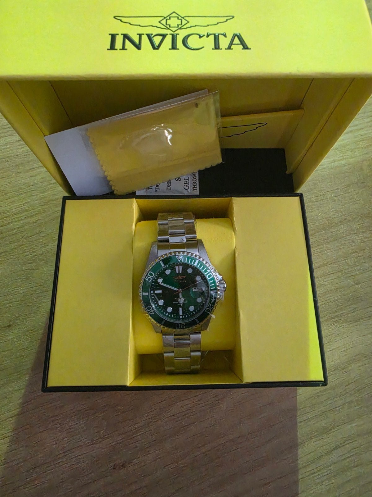 invicta horloge, Ophalen of Verzenden