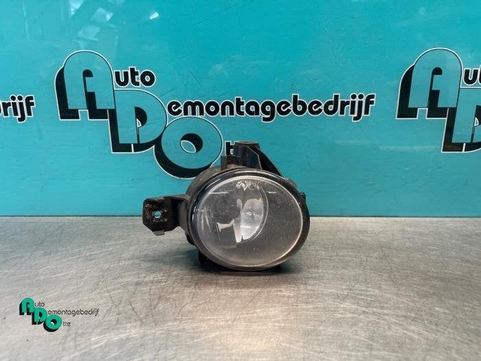 Feu antibrouillard avant droit d'un BMW 1-Serie (1-Serie 03-, -, 3 mois de garantie, Utilisé, -