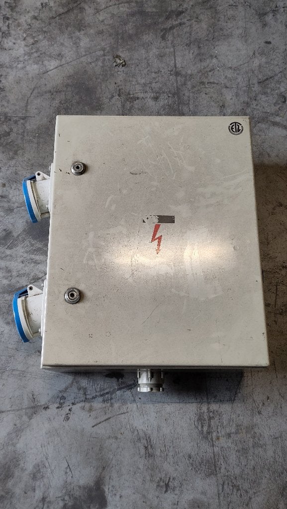 Armoire de distribution électrique et d'arrêt d'urgence, Enlèvement, Comme neuf, Tableau électrique